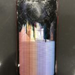【アイフォン11】バキバキに画面が割れたiPhone11の修理