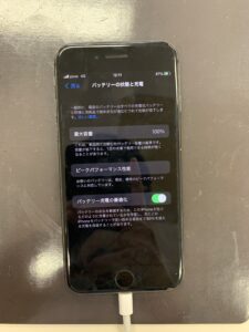修理後のiPhone8