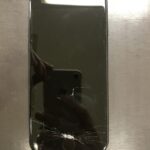 【アイフォン】画面が映らなくなったiPhoneSE第二世代の画面修理