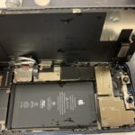 【アイフォン12】水没してリンゴループが発生したiPhone12の修理
