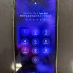 【アイフォン11】画面に黒い影が発生したiPhone11の修理