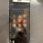 【アイフォン】内部が見えかかっている程割れてしまったiPhoneSE第二世代の画面修理