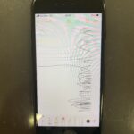 【アイフォンSE2】画面右端のタッチが効かなくなったiPhoneSE2の修理